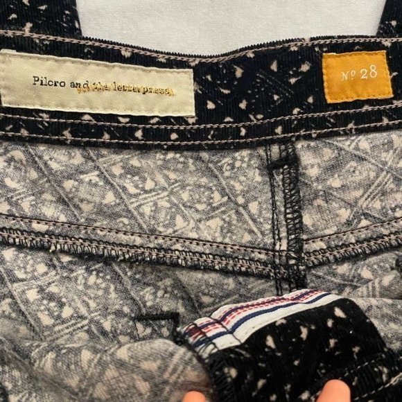 Anthro Pilcro and the Letterpress Serif Legging Cords Black and Gold Size 28‎ - Picture 6 of 11